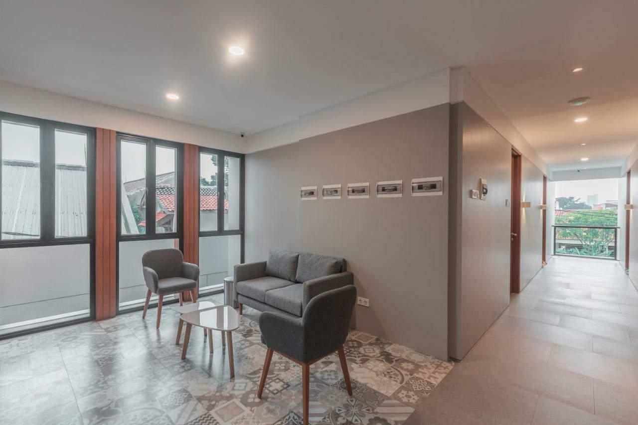 Отель Oyo 780 Acg House Kalibata Syariah Джакарта Экстерьер фото