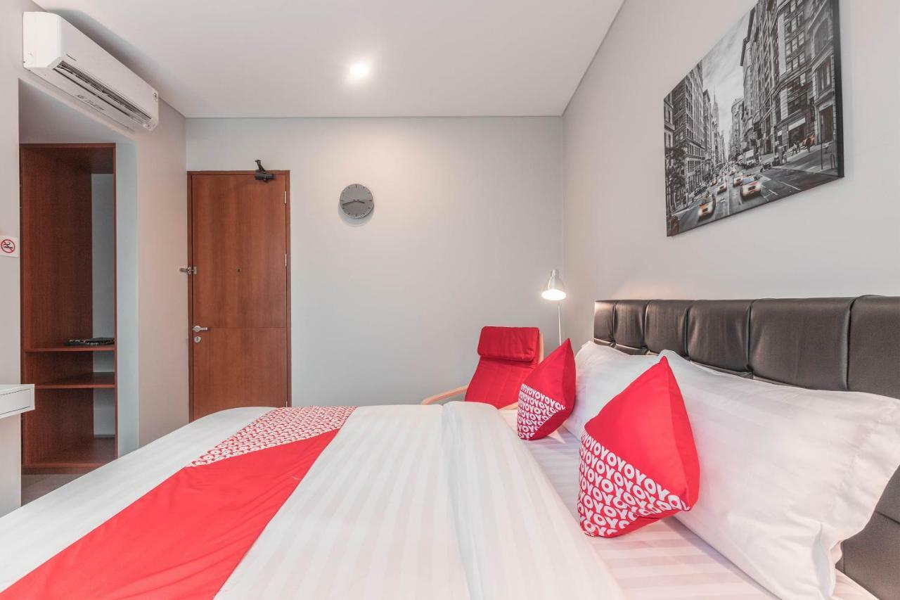 Отель Oyo 780 Acg House Kalibata Syariah Джакарта Экстерьер фото