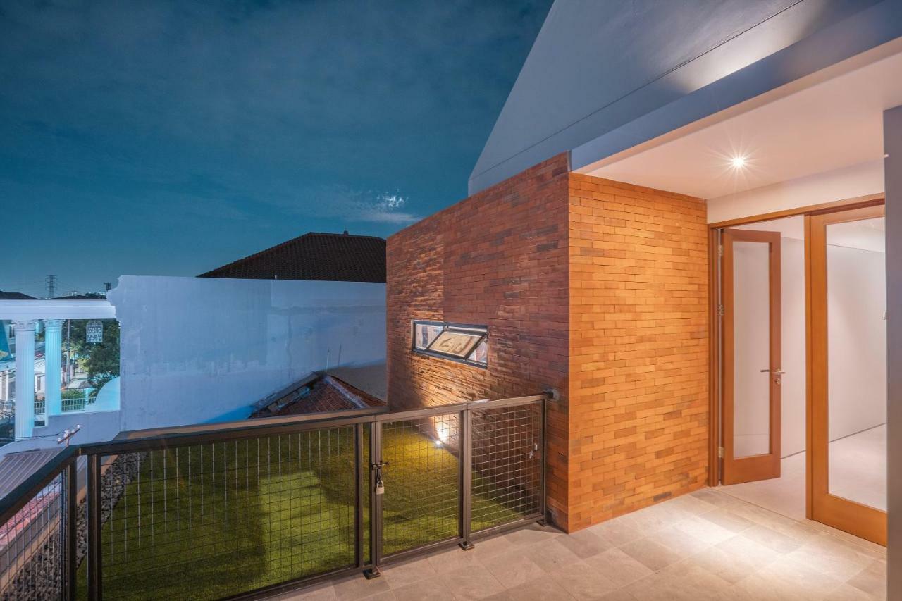 Отель Oyo 780 Acg House Kalibata Syariah Джакарта Экстерьер фото