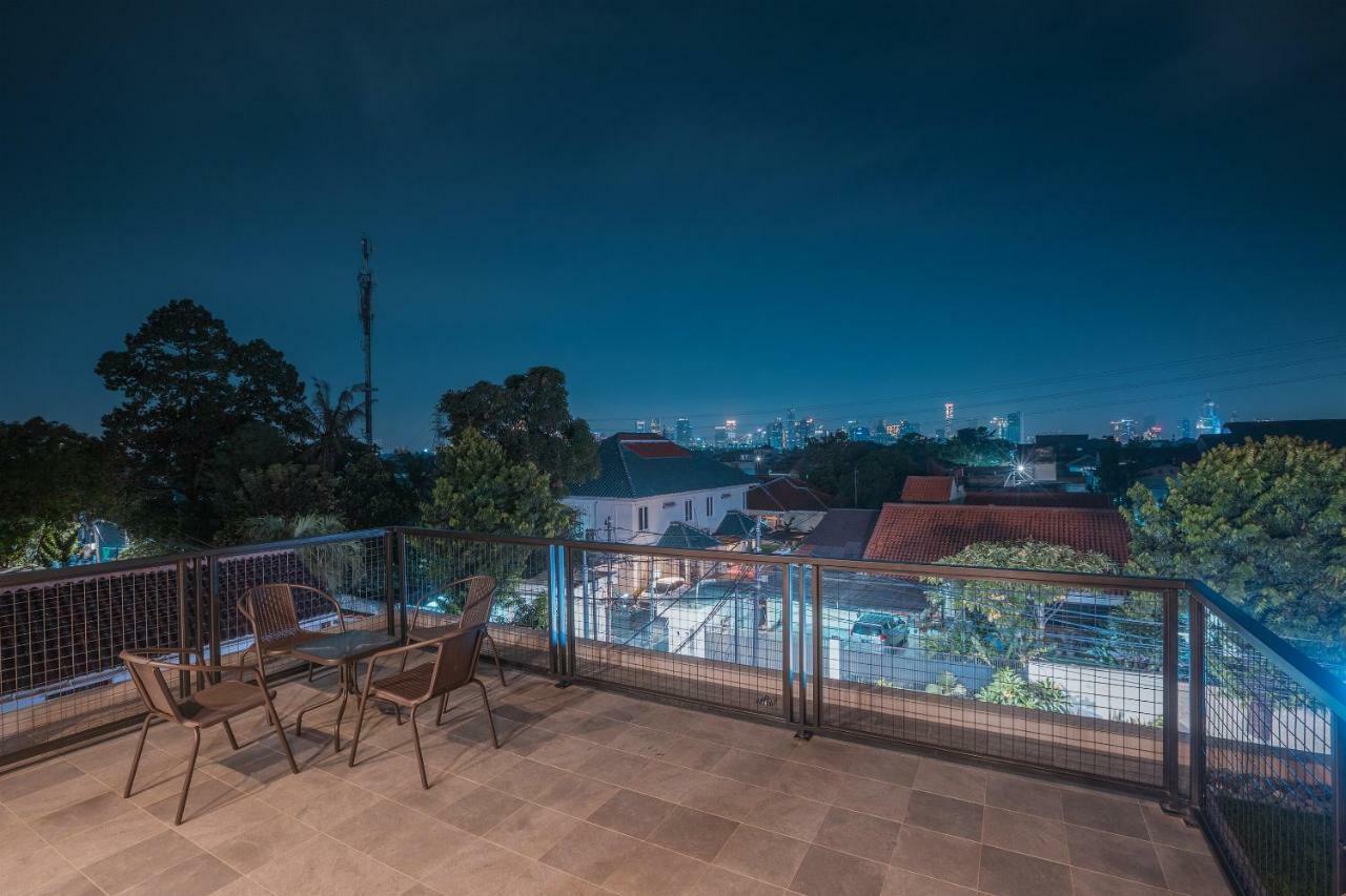 Отель Oyo 780 Acg House Kalibata Syariah Джакарта Экстерьер фото