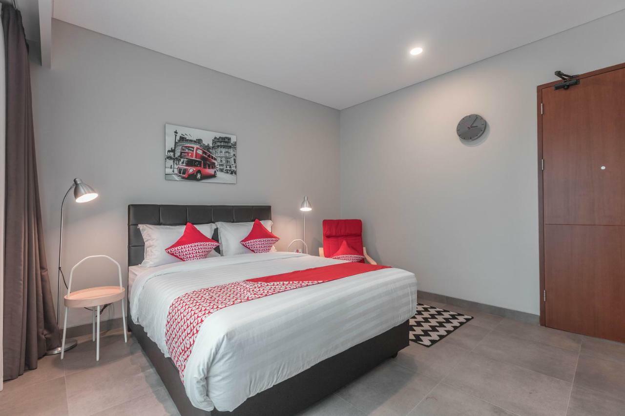 Отель Oyo 780 Acg House Kalibata Syariah Джакарта Экстерьер фото